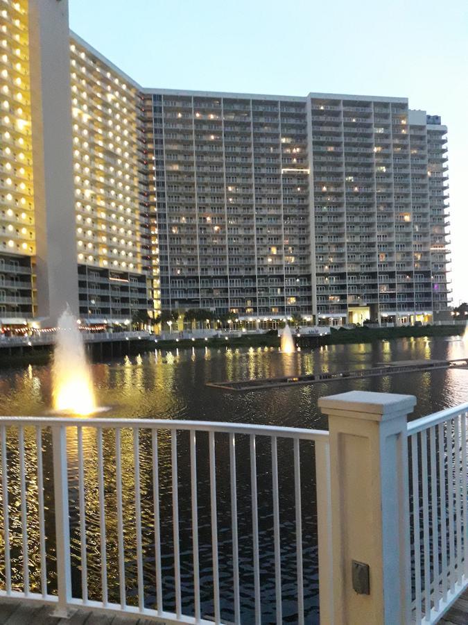 Laketown Wharf Панама-Сити Экстерьер фото