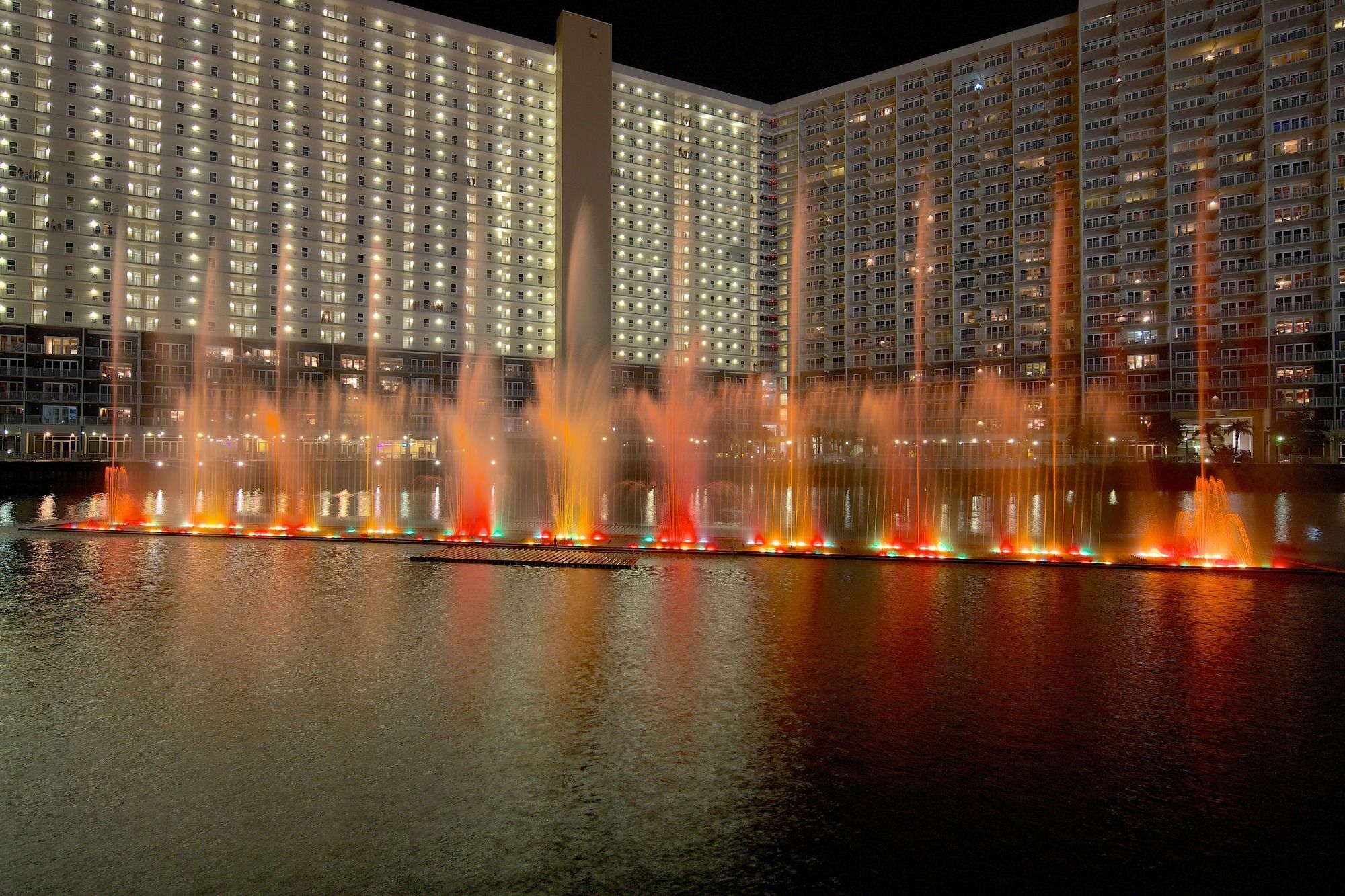 Laketown Wharf Панама-Сити Экстерьер фото